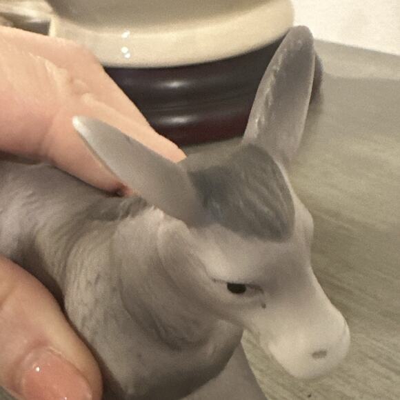 Vintage Lefton 00332 The Christopher Collection Donkey Replacement Nativity - Picture 8 of 15